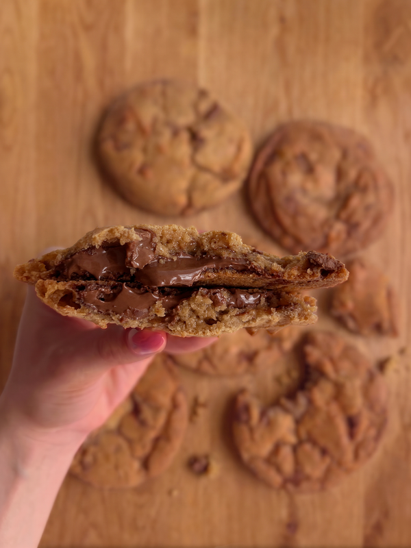 Milk Chocolate Chunk Cookies